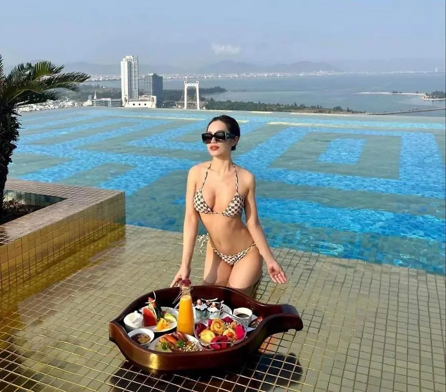 Aparthotel Gold Apartment With Sea View In Da Nang Bay